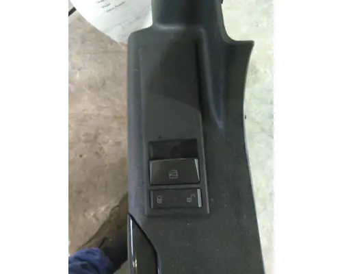 FREIGHTLINER CASCADIA DOOR INTERIOR PANEL