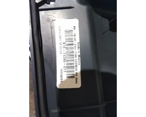 FREIGHTLINER CASCADIA DOOR INTERIOR PANEL