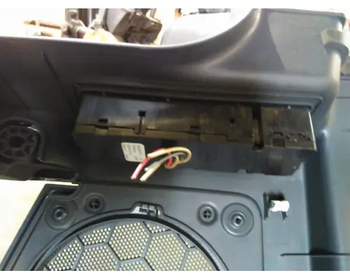 FREIGHTLINER CASCADIA DOOR INTERIOR PANEL