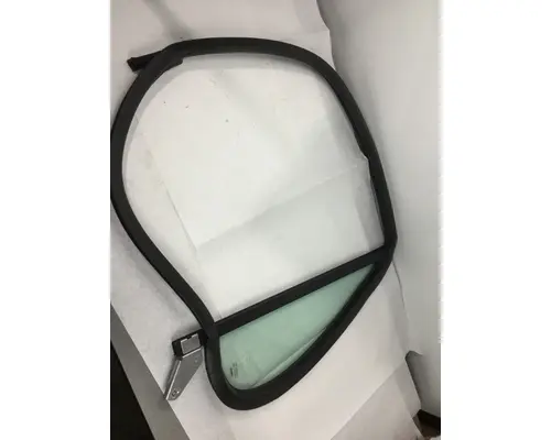FREIGHTLINER CASCADIA DOOR VENT GLASS