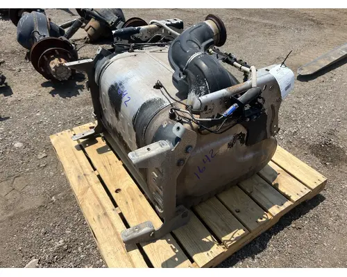 FREIGHTLINER CASCADIA DPF (Diesel Particulate Filter)