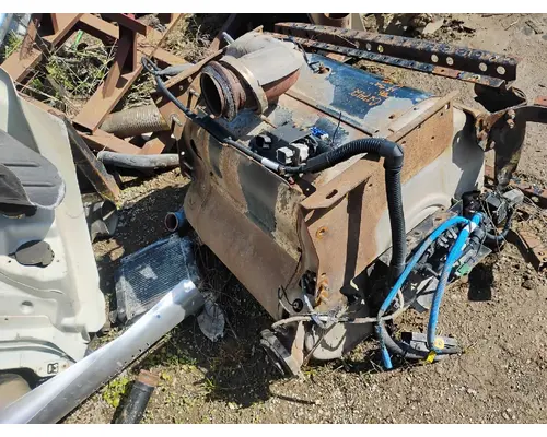 FREIGHTLINER CASCADIA DPF (Diesel Particulate Filter)