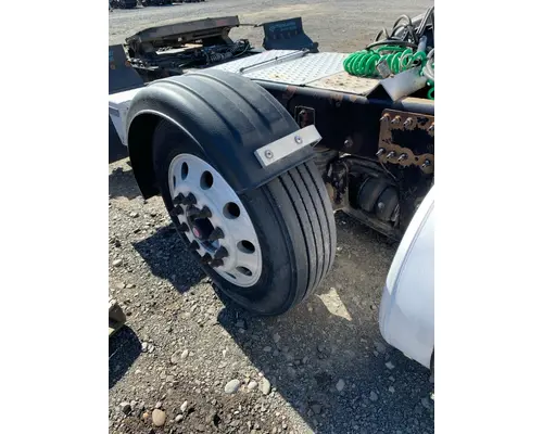 FREIGHTLINER CASCADIA DROP AXLE