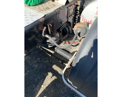 FREIGHTLINER CASCADIA DROP AXLE