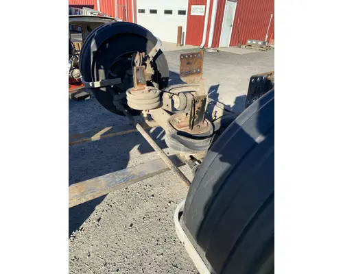 FREIGHTLINER CASCADIA DROP AXLE