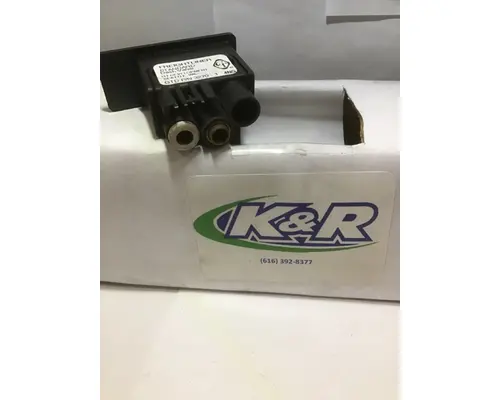 FREIGHTLINER CASCADIA Dash  Console Switch