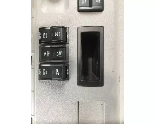 FREIGHTLINER CASCADIA Dash Panel