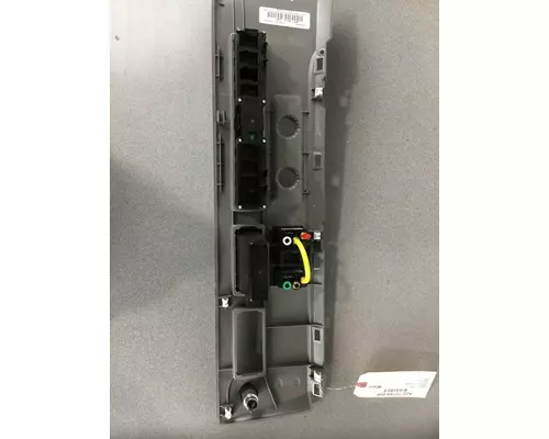FREIGHTLINER CASCADIA Dash Panel