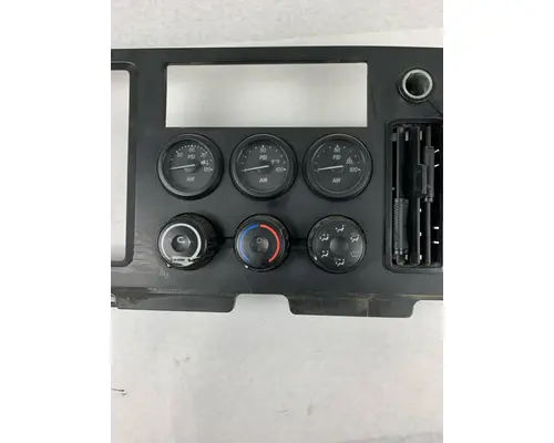 FREIGHTLINER CASCADIA Dash Panel