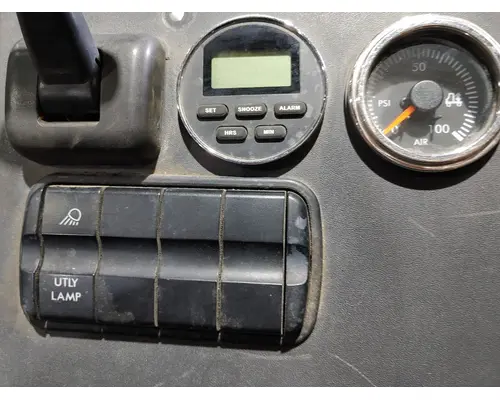 FREIGHTLINER CASCADIA Dash Panel