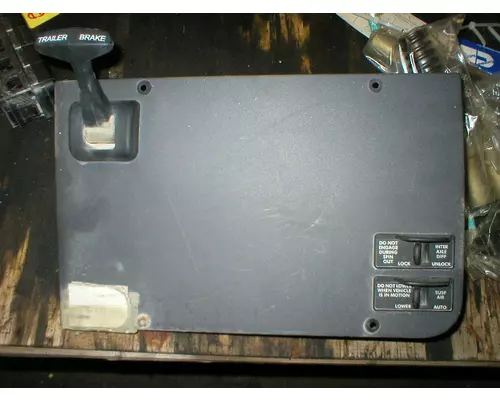 FREIGHTLINER CASCADIA Dash Panel