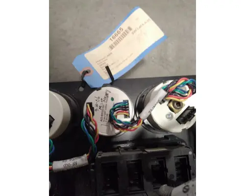 FREIGHTLINER CASCADIA DashConsole Switch