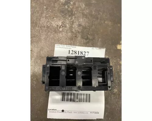 FREIGHTLINER CASCADIA DashConsole Switch