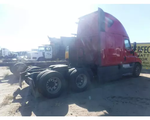 FREIGHTLINER CASCADIA Dismantle Vehicles