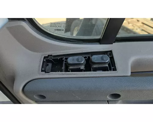 FREIGHTLINER CASCADIA Door Assembly, Front