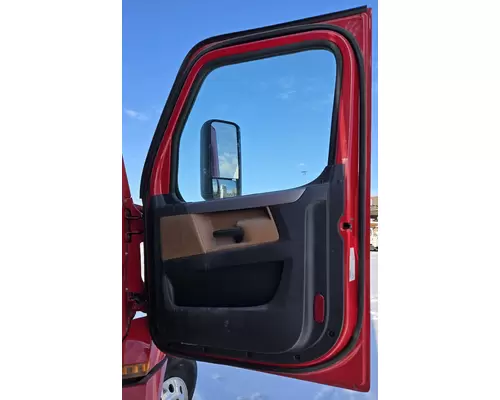 FREIGHTLINER CASCADIA Door Assembly, Front