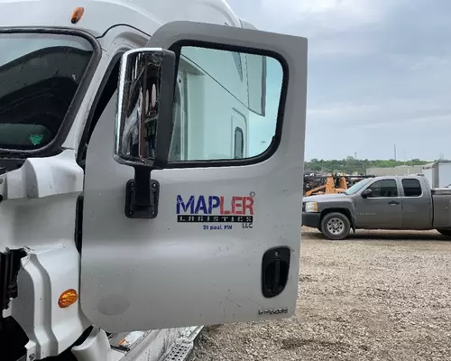 FREIGHTLINER CASCADIA Door Assembly, Front
