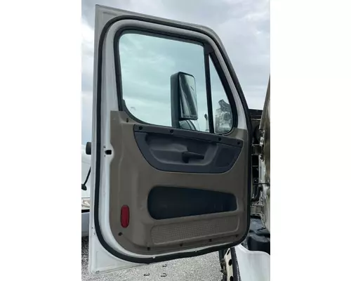 FREIGHTLINER CASCADIA Door Assembly, Front