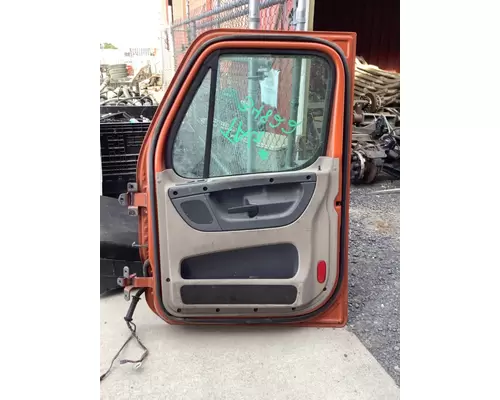 FREIGHTLINER CASCADIA Door Assembly, Front