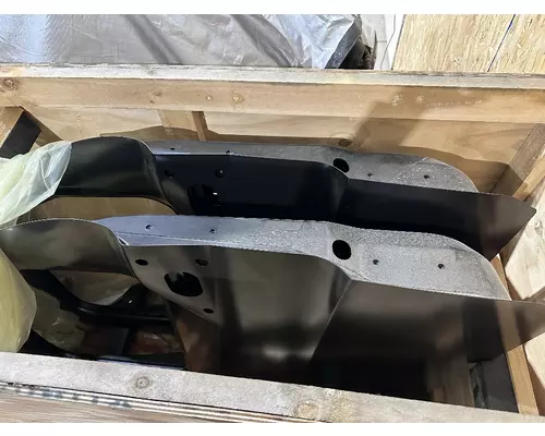 FREIGHTLINER CASCADIA Door Assembly, Front