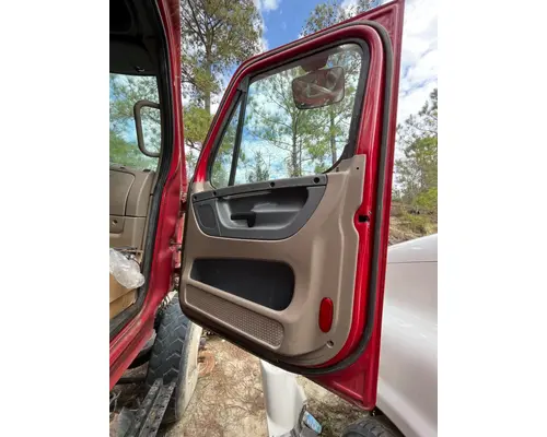 FREIGHTLINER CASCADIA Door Assembly, Front