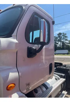 FREIGHTLINER CASCADIA Door Assembly, Front