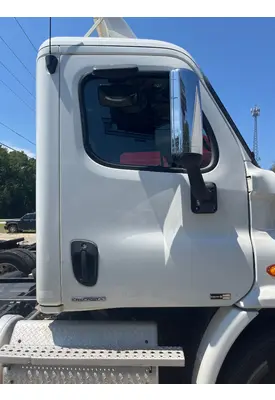 FREIGHTLINER CASCADIA Door Assembly, Front