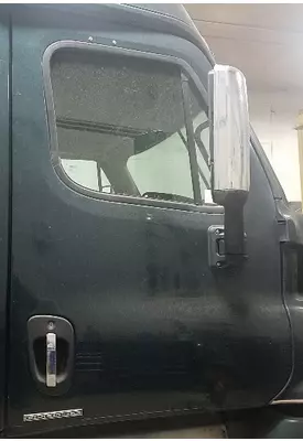 FREIGHTLINER CASCADIA Door Assembly, Front