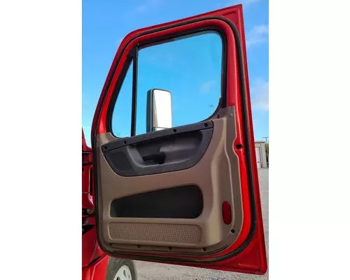 FREIGHTLINER CASCADIA Door Assembly, Front