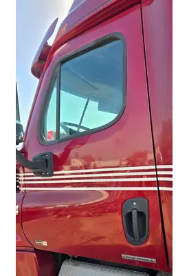 FREIGHTLINER CASCADIA Door Assembly, Front