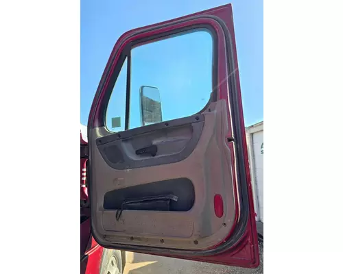 FREIGHTLINER CASCADIA Door Assembly, Front