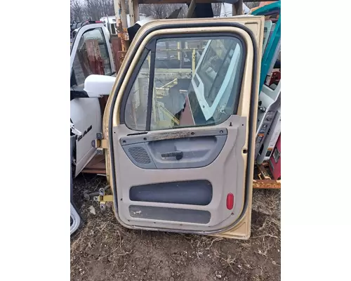 FREIGHTLINER CASCADIA Door Assembly, Front