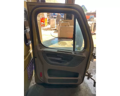 FREIGHTLINER CASCADIA Door Assembly, Front