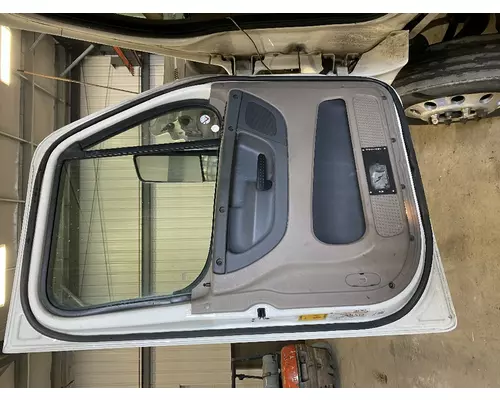 FREIGHTLINER CASCADIA Door Assembly, Front