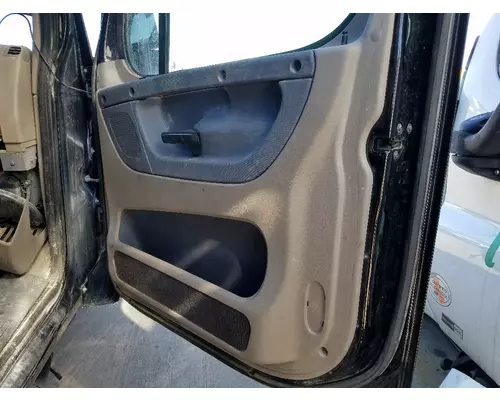 FREIGHTLINER CASCADIA Door Assembly, Front