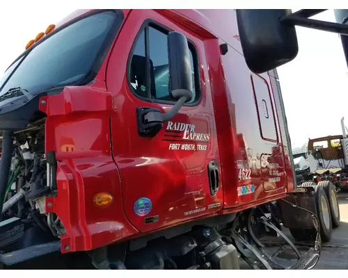 FREIGHTLINER CASCADIA Door Assembly, Front