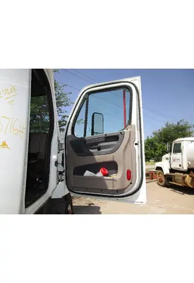 FREIGHTLINER CASCADIA Door Assembly, Front