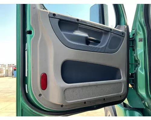 FREIGHTLINER CASCADIA Door Assembly, Front