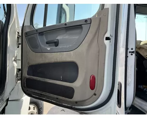 FREIGHTLINER CASCADIA Door Assembly, Front