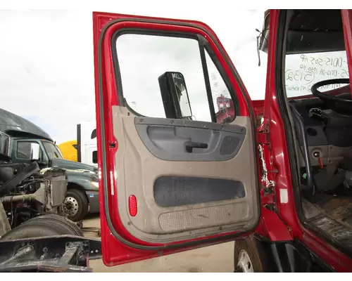 FREIGHTLINER CASCADIA Door Assembly, Front