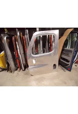 FREIGHTLINER CASCADIA Door Assembly, Front