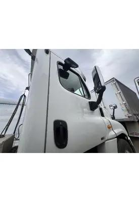 FREIGHTLINER CASCADIA Door Assembly, Front