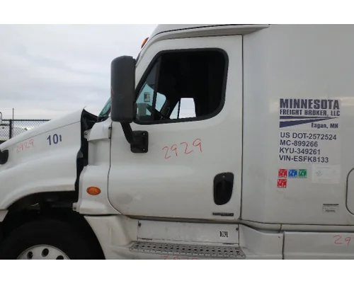 FREIGHTLINER CASCADIA Door Assembly, Front