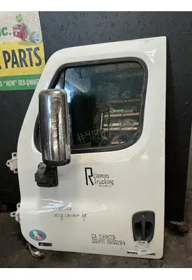 FREIGHTLINER CASCADIA Door Assembly, Front