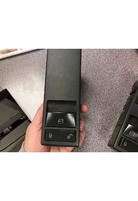 FREIGHTLINER CASCADIA Door Electrical Switch