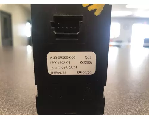 FREIGHTLINER CASCADIA Door Electrical Switch