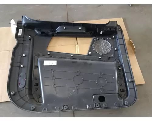 FREIGHTLINER CASCADIA Door Parts