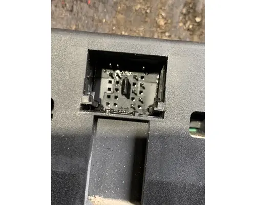 FREIGHTLINER CASCADIA ECM