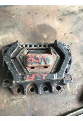 FREIGHTLINER CASCADIA Engine Mounts