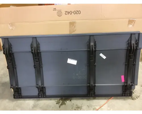 FREIGHTLINER CASCADIA FAIRING